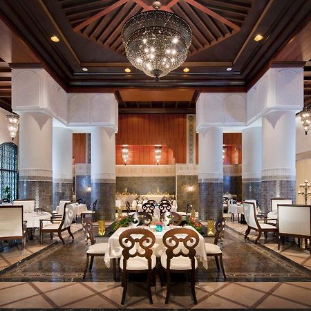 Jumeirah Zabeel Saray Ντουμπάι Εξωτερικό φωτογραφία The restaurant