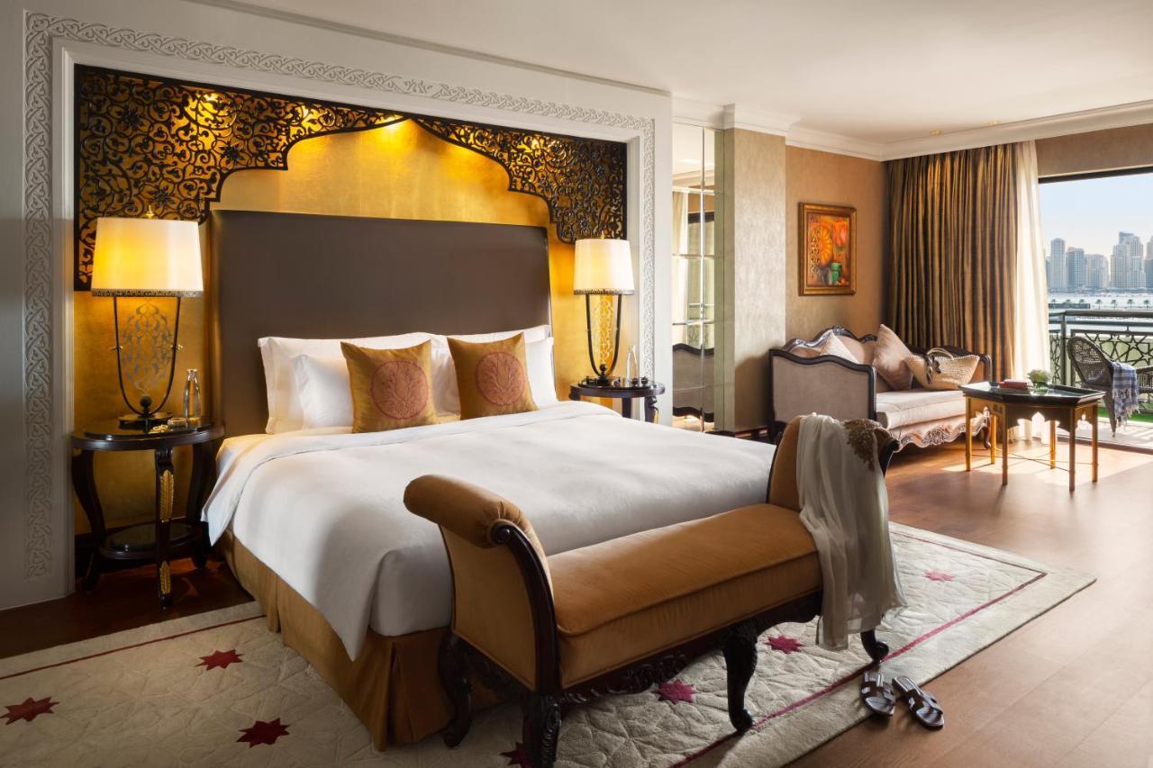 Jumeirah Zabeel Saray Ντουμπάι Εξωτερικό φωτογραφία A suite at the Mandarin Oriental, Bangkok