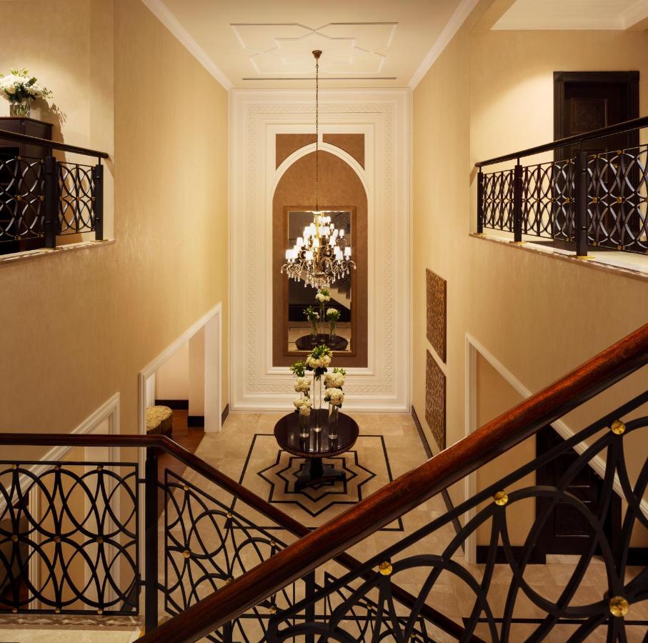 Jumeirah Zabeel Saray Ντουμπάι Εξωτερικό φωτογραφία Interior of the house