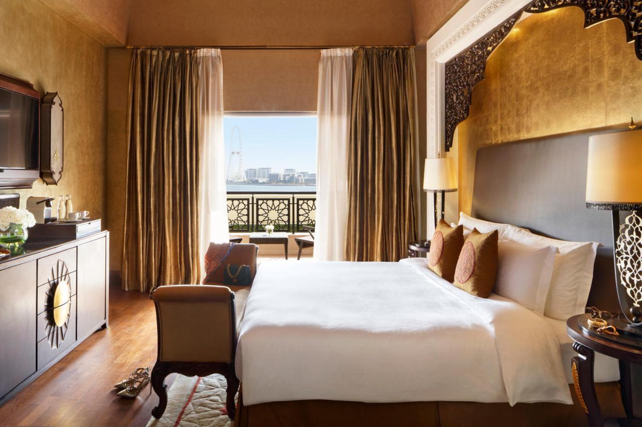 Jumeirah Zabeel Saray Ντουμπάι Εξωτερικό φωτογραφία A room at the hotel