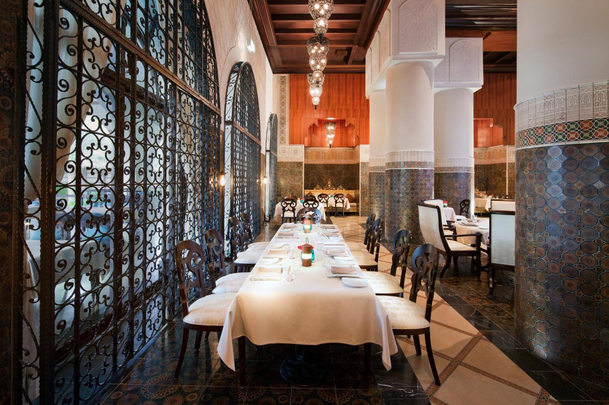 Jumeirah Zabeel Saray Ντουμπάι Εξωτερικό φωτογραφία Restaurant